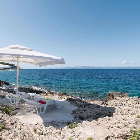 Gorgeous Home In Prigradica With Wifi Exterior photo